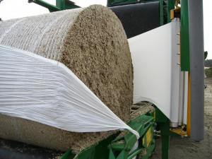 What can be baled with Orkel? Image shows a bale of sugar beet pulp being baled.